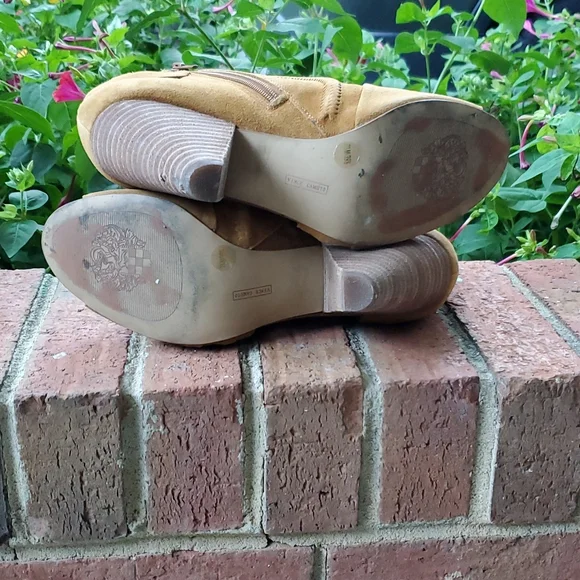 VC suede peep toe heels- sz. 9.5 - Picture 9 of 9